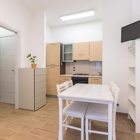 Apartamento Giuria House 2 Turín Exterior foto
